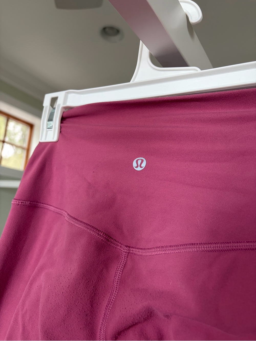 Lululemon athletica pink Align leggings (size 2/4)